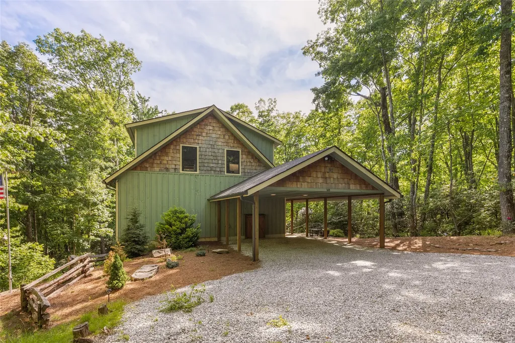 165 Hawthorn Court Sapphire NC 28774