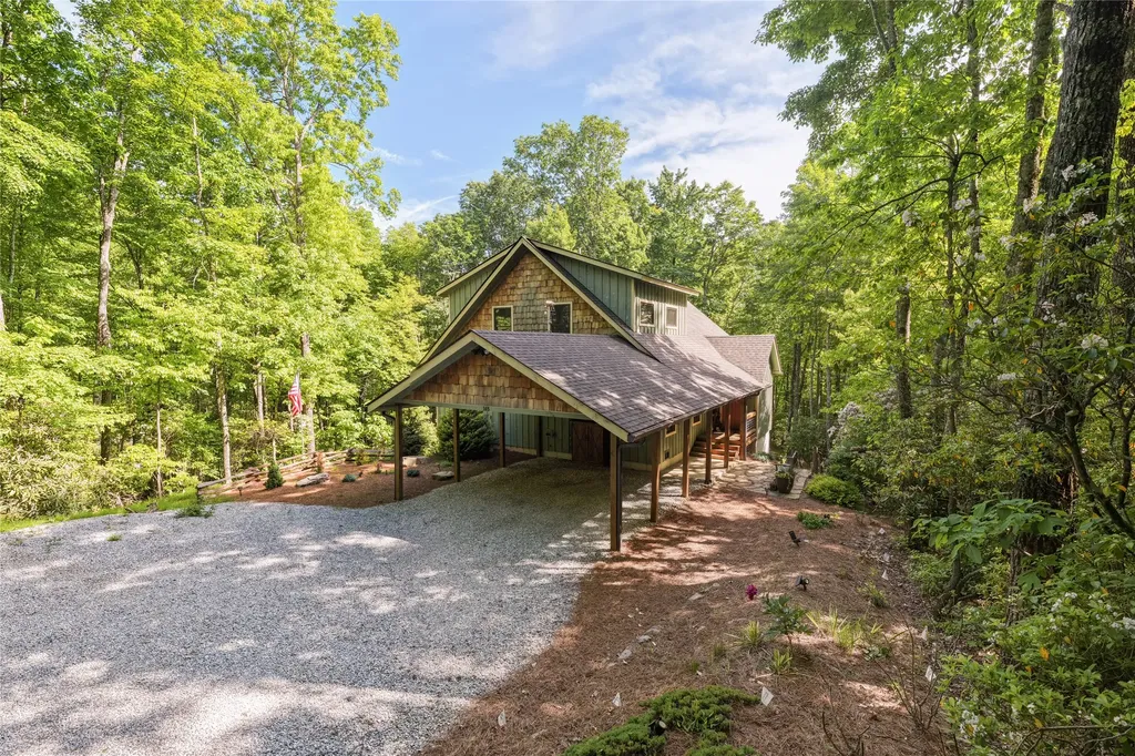165 Hawthorn Court Sapphire NC 28774