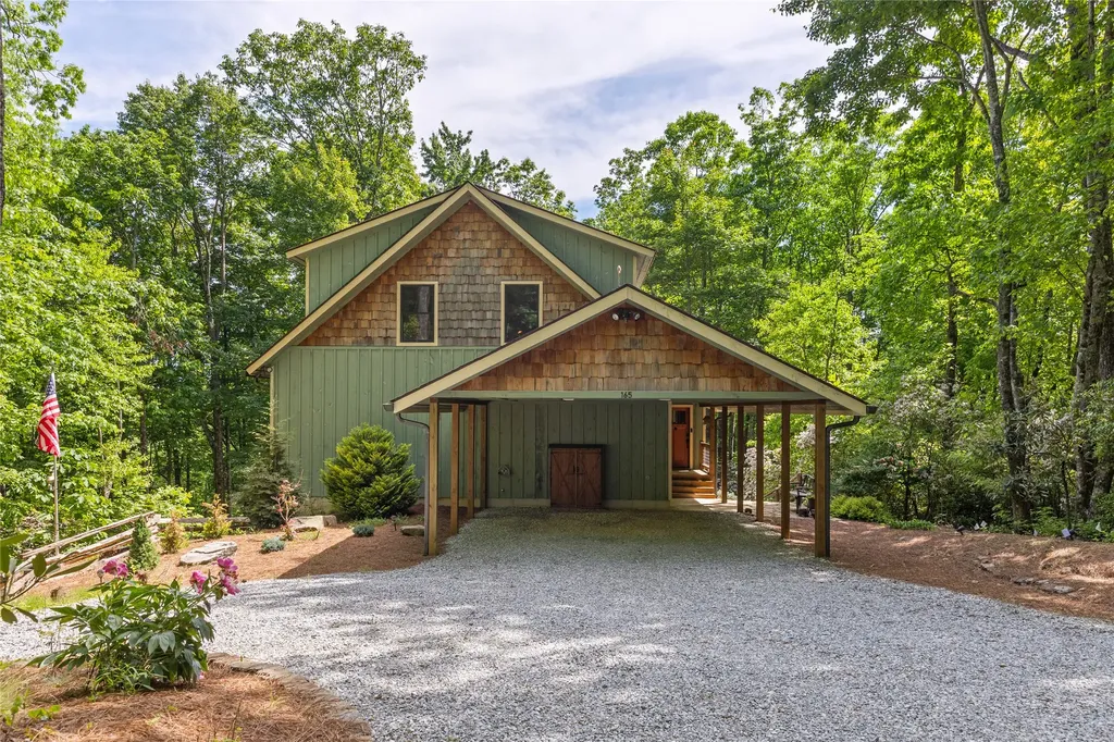 165 Hawthorn Court Sapphire NC 28774
