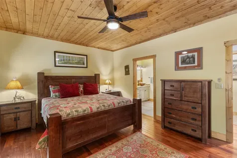 165 Hawthorn Court Sapphire NC 28774