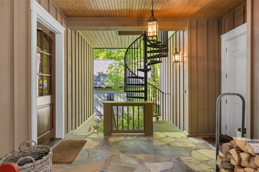 1585 Cold Mountain Road Lake Toxaway NC 28747