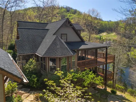98 Eagle Watch Drive Tuckasegee NC 28783