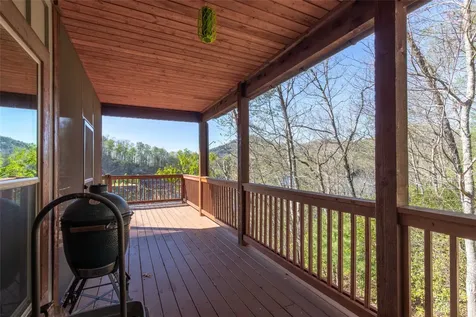 98 Eagle Watch Drive Tuckasegee NC 28783