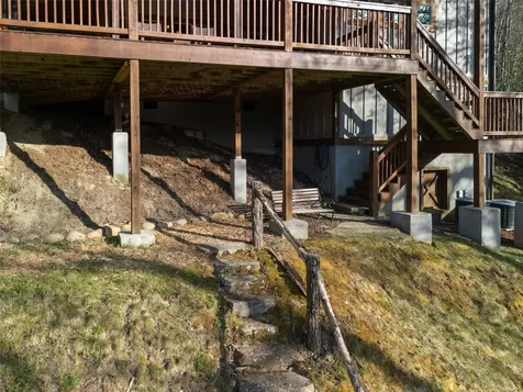 98 Eagle Watch Drive Tuckasegee NC 28783