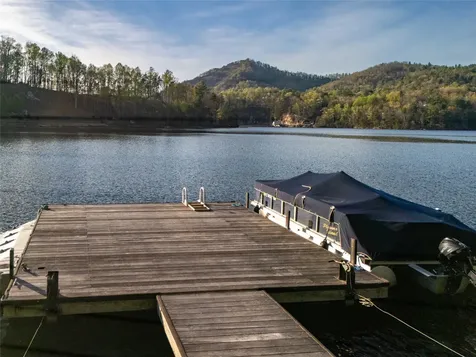 98 Eagle Watch Drive Tuckasegee NC 28783