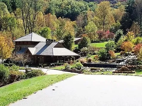 98 Eagle Watch Drive Tuckasegee NC 28783