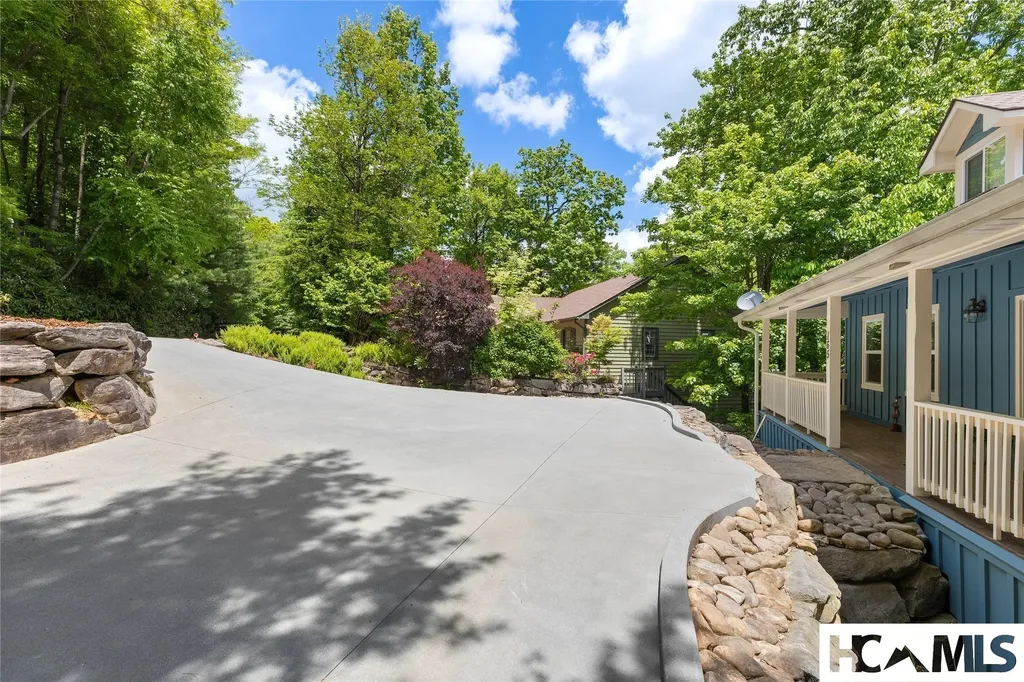 165 Birdnest Road Sapphire NC 28774