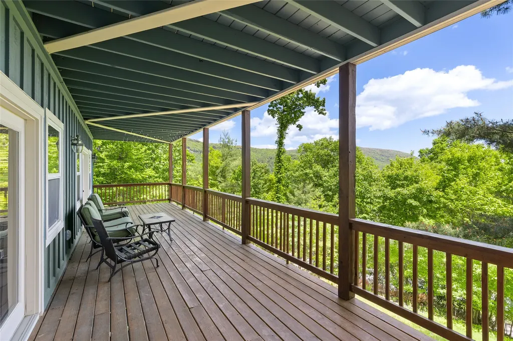 165 Birdnest Road Sapphire NC 28774