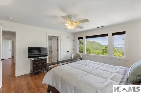 165 Birdnest Road Sapphire NC 28774