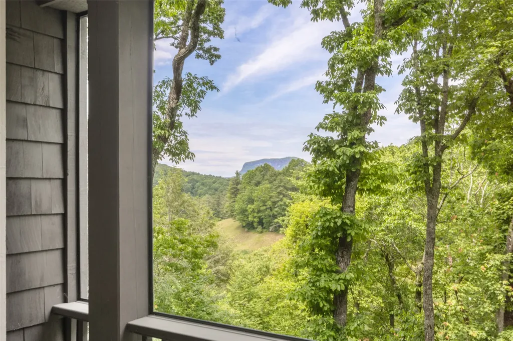 125 Wild Azalea Trail Cashiers NC 28717