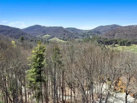 120 Nips Way Cullowhee NC 28723