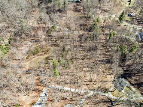 120 Nips Way Cullowhee NC 28723
