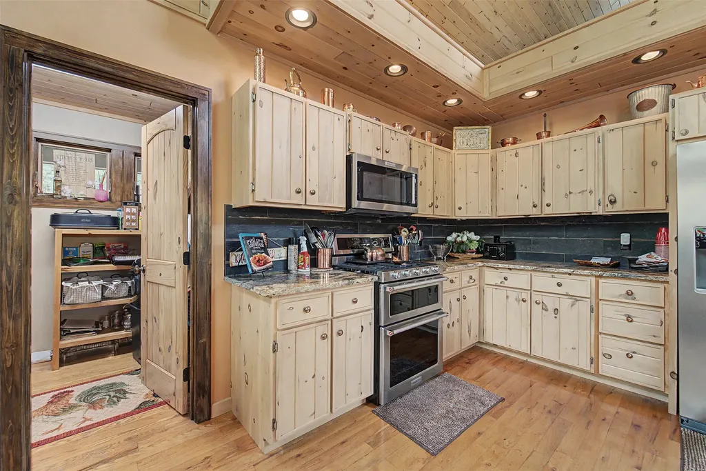 281 Glen Laurel Circle Cullowhee NC 28723
