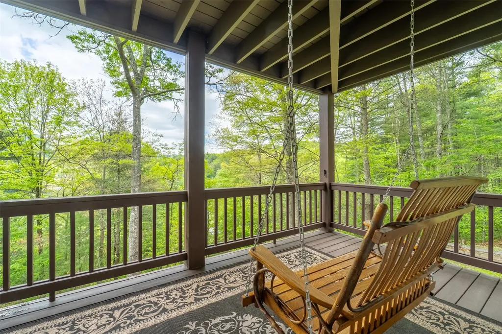 281 Glen Laurel Circle Cullowhee NC 28723
