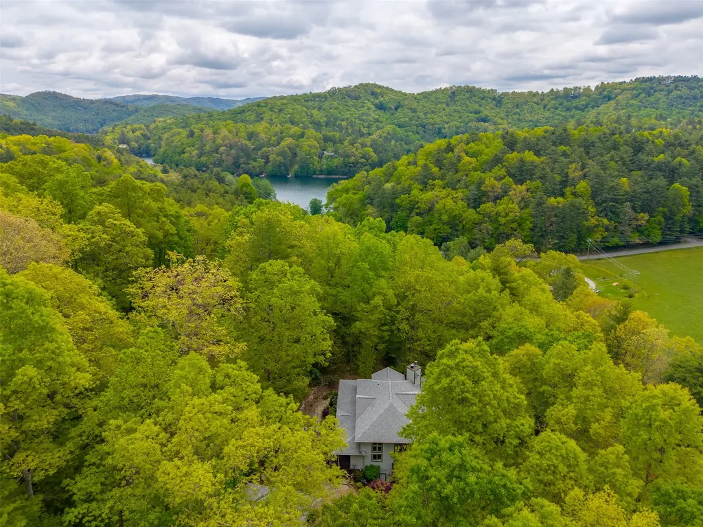 281 Glen Laurel Circle Cullowhee NC 28723