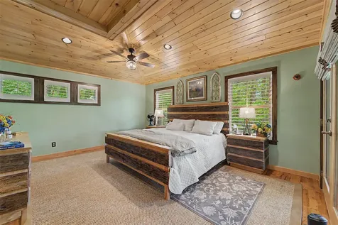 281 Glen Laurel Circle Cullowhee NC 28723