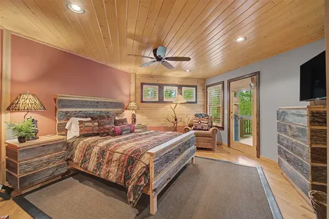 281 Glen Laurel Circle Cullowhee NC 28723
