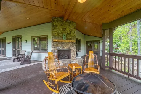281 Glen Laurel Circle Cullowhee NC 28723