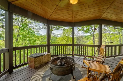 281 Glen Laurel Circle Cullowhee NC 28723