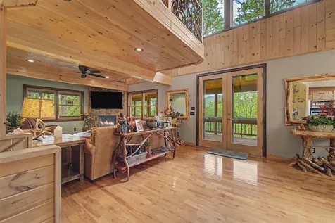 281 Glen Laurel Circle Cullowhee NC 28723