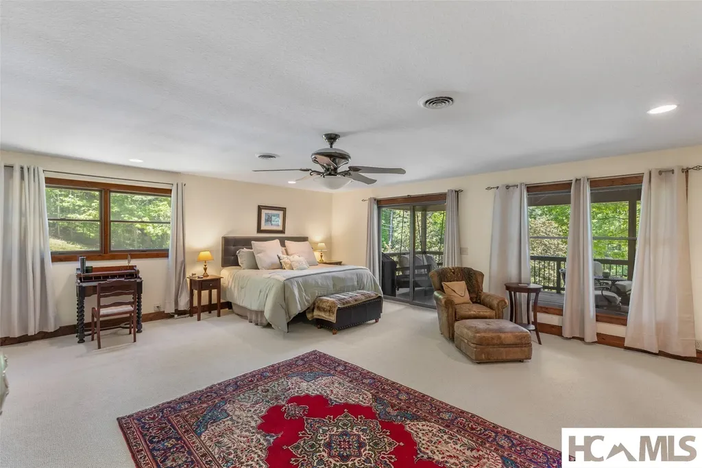 240 Round Hill Road Sapphire NC 28774