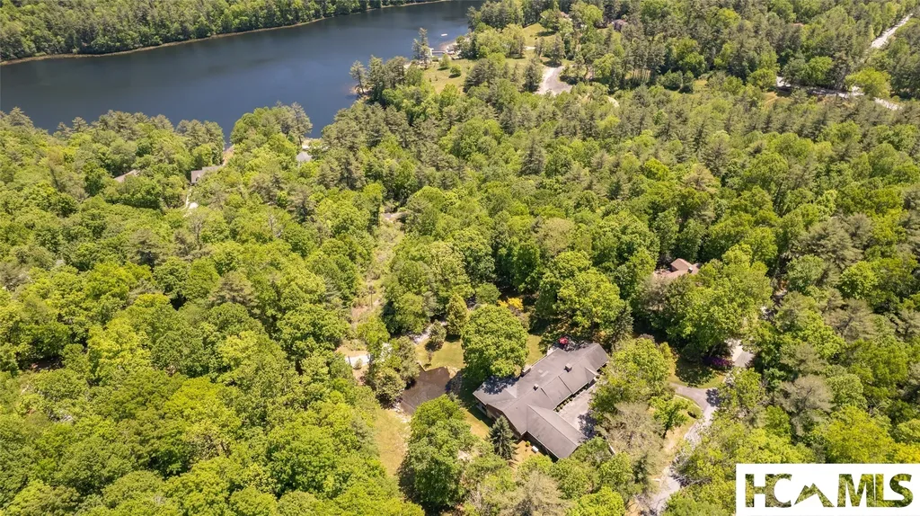 240 Round Hill Road Sapphire NC 28774