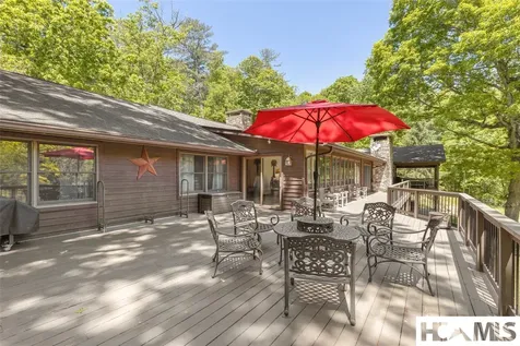 240 Round Hill Road Sapphire NC 28774