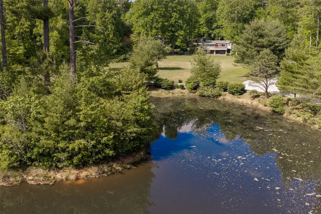185 Hemlock Lane Sapphire NC 28774