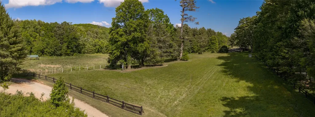 185 Hemlock Lane Sapphire NC 28774