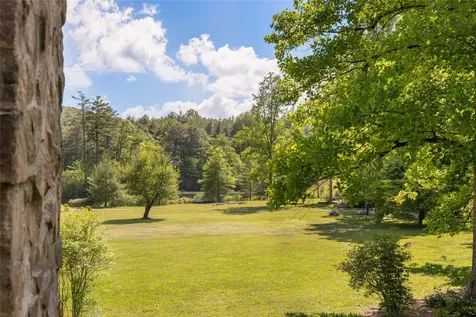185 Hemlock Lane Sapphire NC 28774