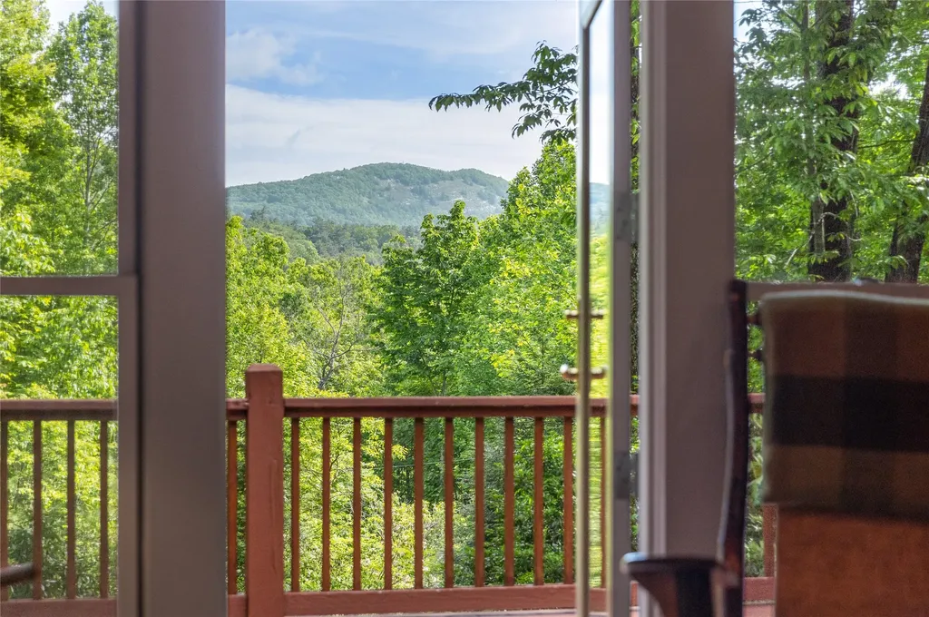 141 Old Ford Road Cashiers NC 28717
