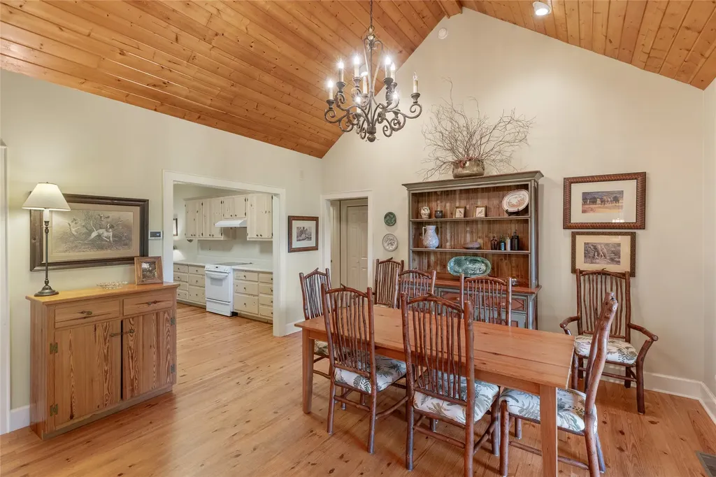 141 Old Ford Road Cashiers NC 28717