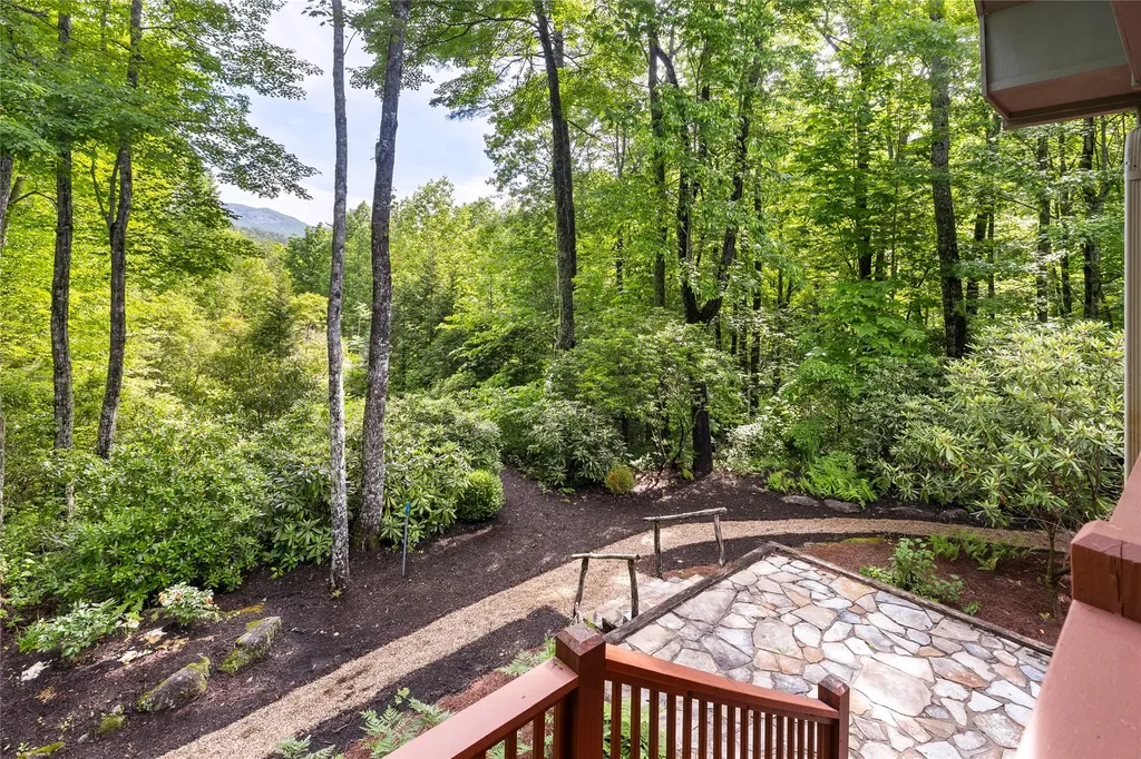 141 Old Ford Road Cashiers NC 28717