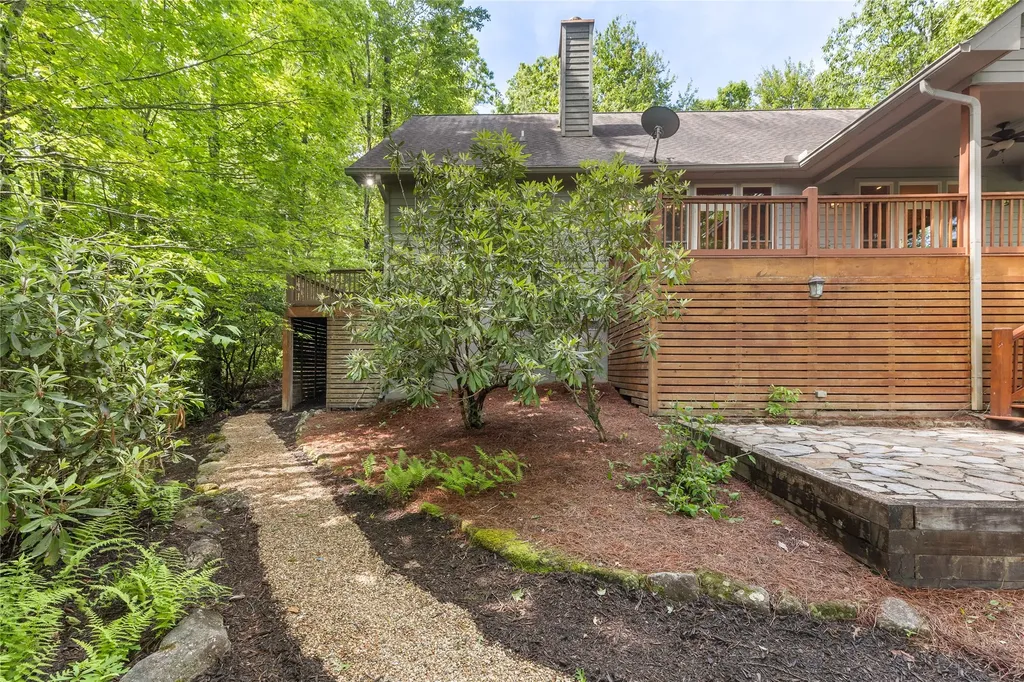141 Old Ford Road Cashiers NC 28717