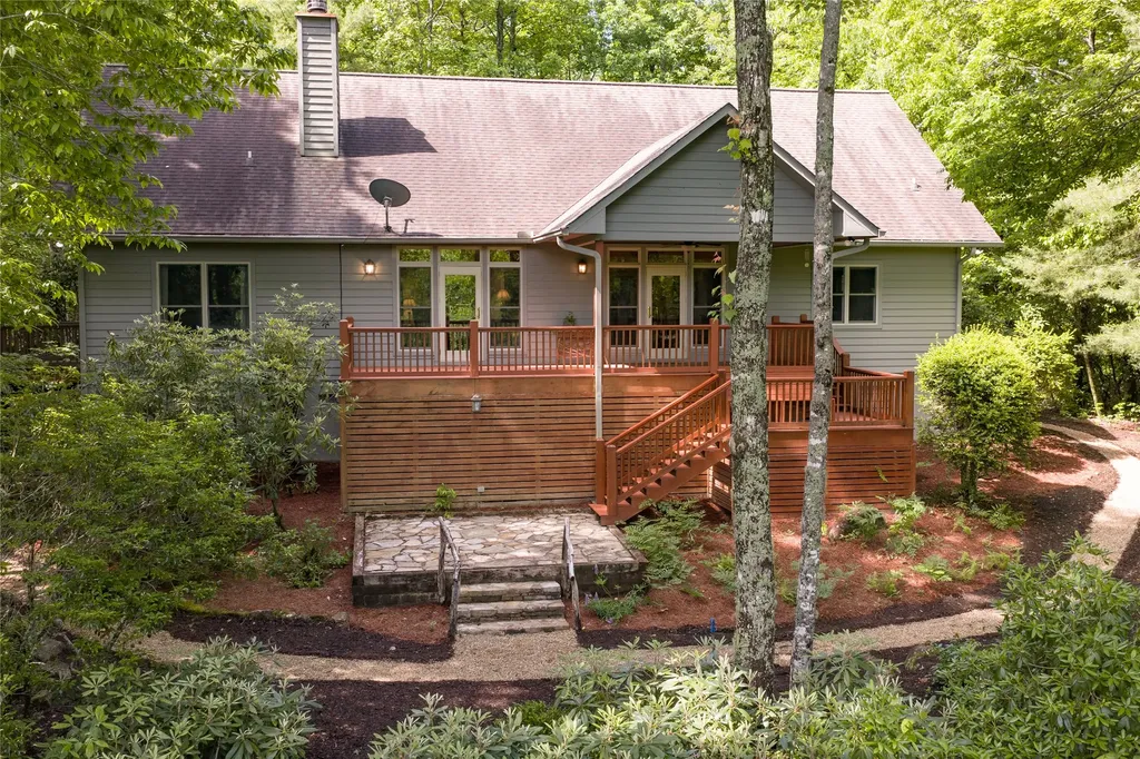 141 Old Ford Road Cashiers NC 28717