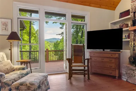 141 Old Ford Road Cashiers NC 28717