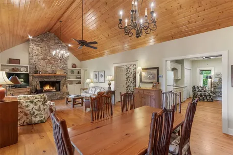 141 Old Ford Road Cashiers NC 28717