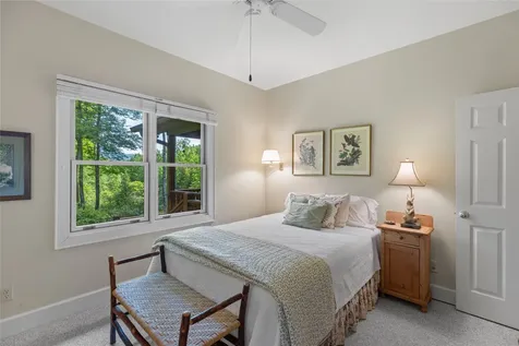 141 Old Ford Road Cashiers NC 28717