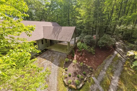 141 Old Ford Road Cashiers NC 28717