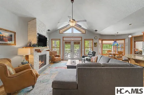 264 Chapel Cove Circle Franklin NC 28734