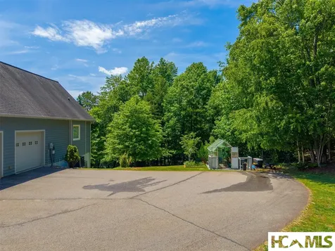 264 Chapel Cove Circle Franklin NC 28734