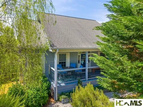 264 Chapel Cove Circle Franklin NC 28734