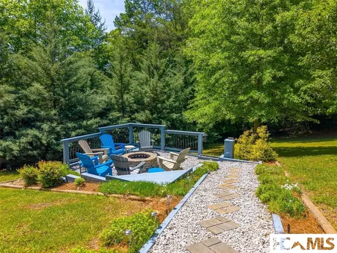 264 Chapel Cove Circle Franklin NC 28734