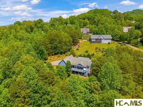 264 Chapel Cove Circle Franklin NC 28734