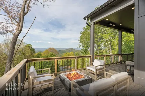 50 Milkweed Trail Glenville NC 28736