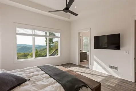 50 Milkweed Trail Glenville NC 28736