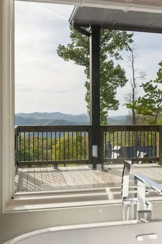 50 Milkweed Trail Glenville NC 28736