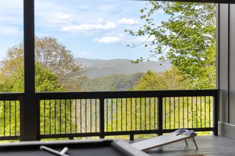 50 Milkweed Trail Glenville NC 28736