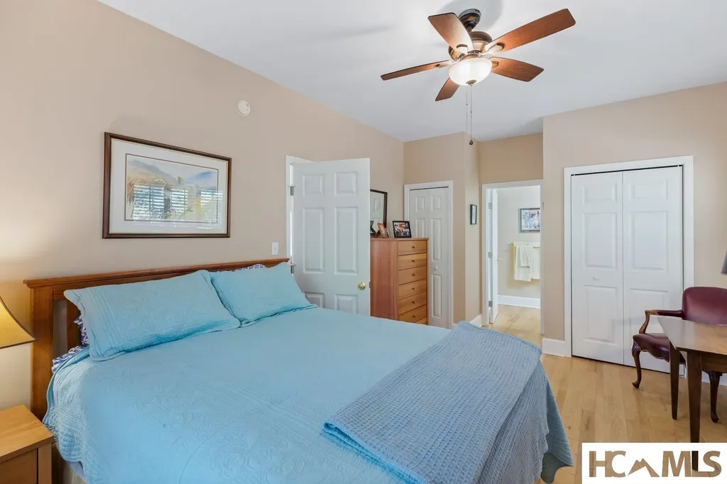 907 Yellow Mountain Road Cashiers NC 28723