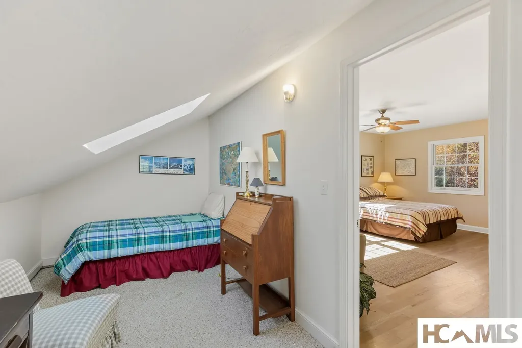 907 Yellow Mountain Road Cashiers NC 28723
